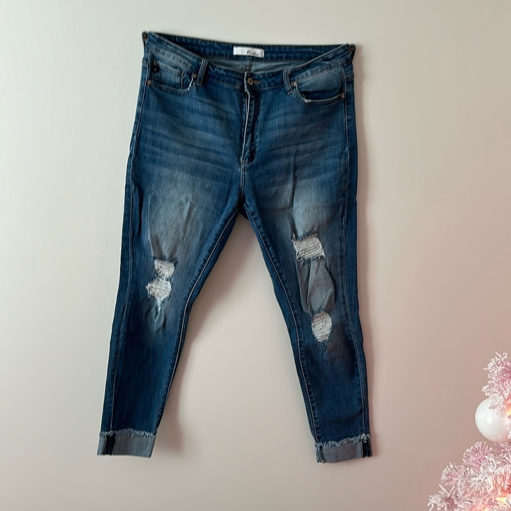 XL Kancan high rise skinny fit jean Good condition only worn a few times